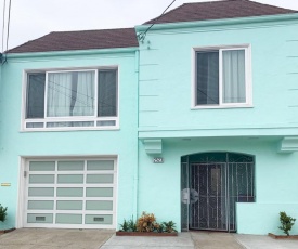 Beautiful 3 Bedroom next to Sunset ocean beach