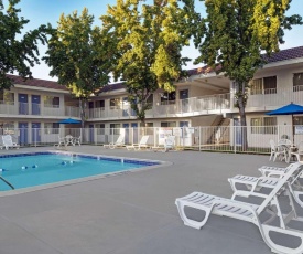 Motel 6-San Jose, CA - South