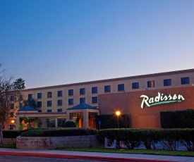 Radisson Hotel Santa Maria