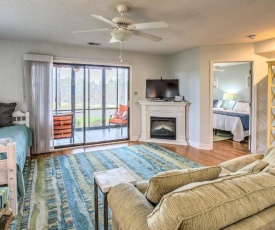 First-Floor Condo with Porch 2 Miles to Sunset Beach