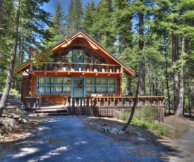 Charming Cascade Chalet