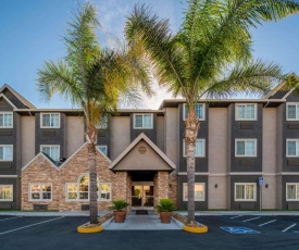 Microtel Inn & Suites by Wyndham Tracy