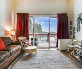 Updated Tahoe Donner Loft #228