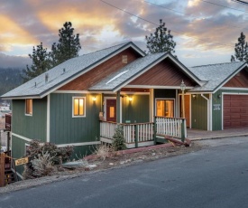 Mountain Hideaway - Super close to the golf course and the slopes! Lower moonridge home!