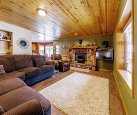 New Listing! Updated Cabin - Walk To Resort & Lake Home