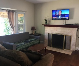 Unique 2 Bedroom Home in Burbank