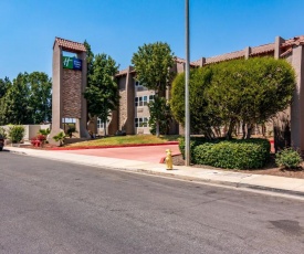 Holiday Inn Express & Suites Camarillo, an IHG Hotel