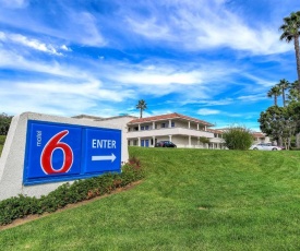 Motel 6-Carlsbad, CA Beach