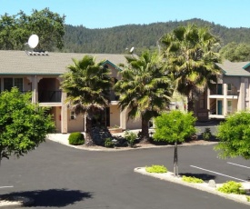 Cloverdale Wine Country Inn & Suites