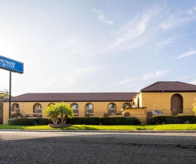 Rodeway Inn & Suites Colton-Riverside