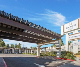 Stanford Inn & Suites Anaheim