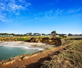 Surf and Sand Lodge