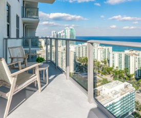 NEW 2019 CORNER SUITE OCEAN VIEW, 18th Floor!