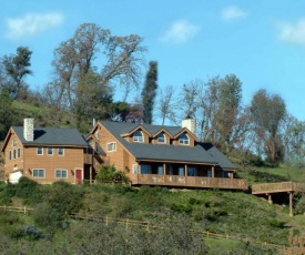 Tucker Peak Lodge