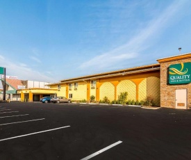 Quality Inn & Suites near Downtown Bakersfield