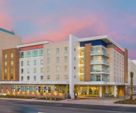 Hampton Inn & Suites LAX El Segundo