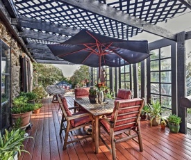 Bohemian Wonderland Benicia Bungalow with Pergola!