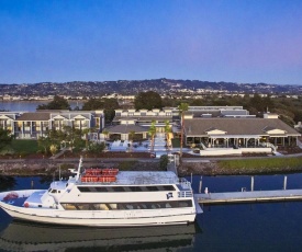 DoubleTree by Hilton Hotel Berkeley Marina