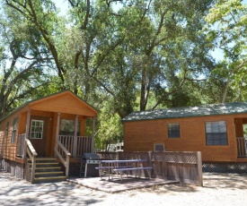 Morgan Hill Camping Resort Cabin 2