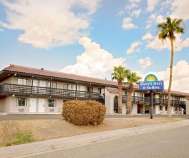 Days Inn & Suites by Wyndham Needles