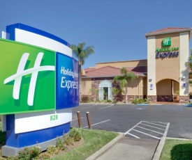 Holiday Inn Express Oakdale, an IHG Hotel