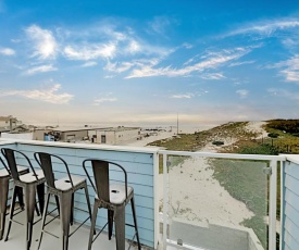 Beachfront Dream - 3 Private Units - Pacific Views apts