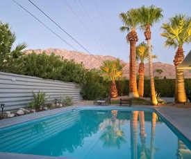 Sleek Alexander Heated Home with a Pool, Near Downtown home