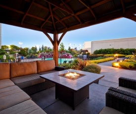 DoubleTree by Hilton Pleasanton at The Club