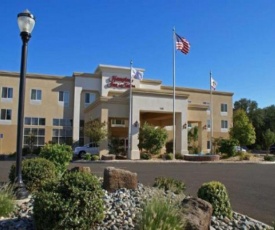 Hampton Inn & Suites Red Bluff