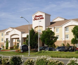 Hampton Inn & Suites Redding