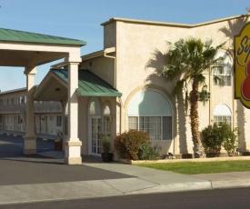 Super 8 by Wyndham Ridgecrest