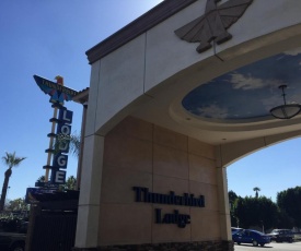 Thunderbird Lodge