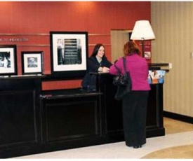 Hampton Inn & Suites Roseville